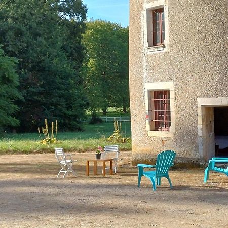Chambre Dans Tour Du 15Eme Siecle Mauvieres Εξωτερικό φωτογραφία