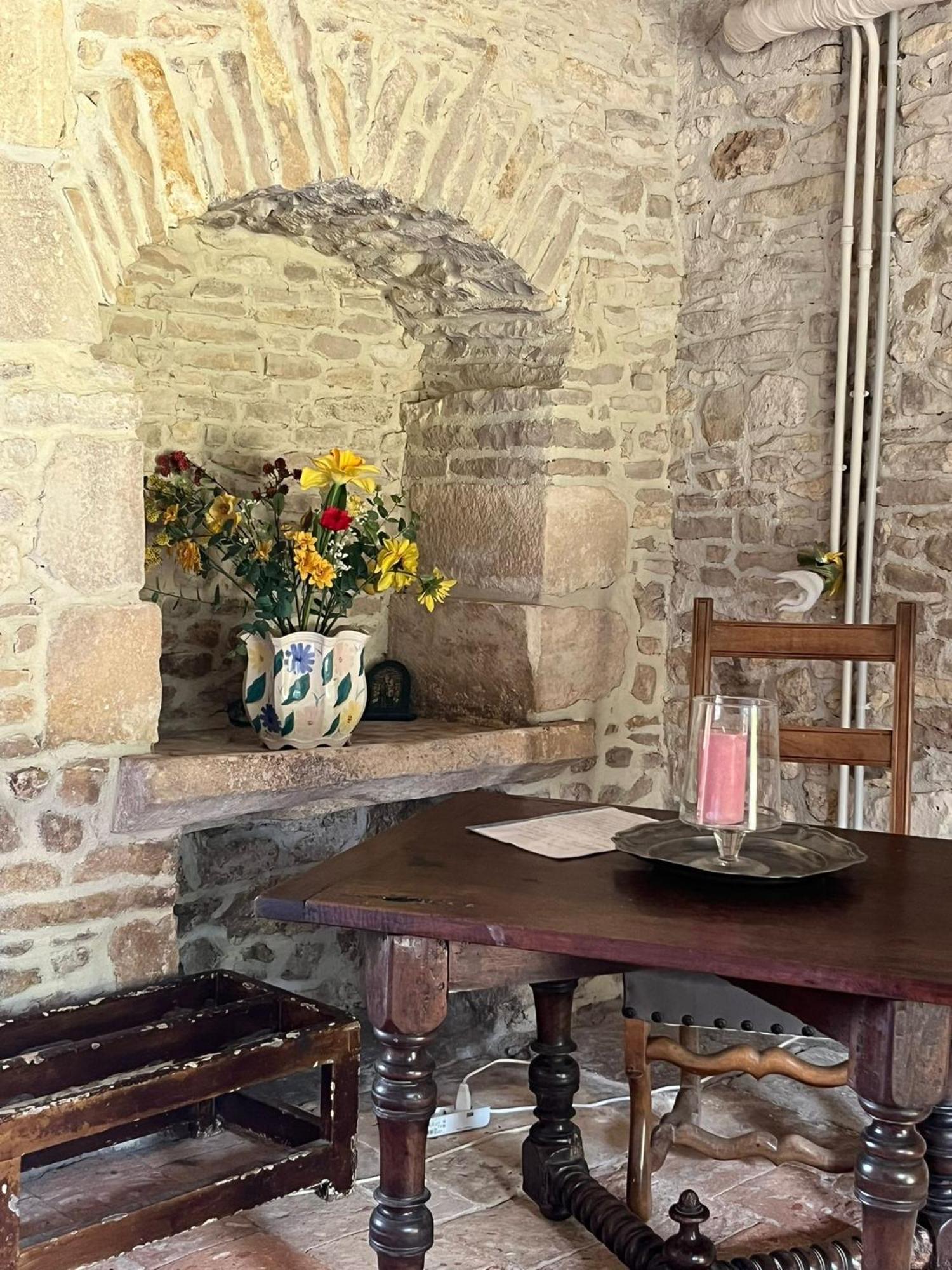 Chambre Dans Tour Du 15Eme Siecle Mauvieres Εξωτερικό φωτογραφία
