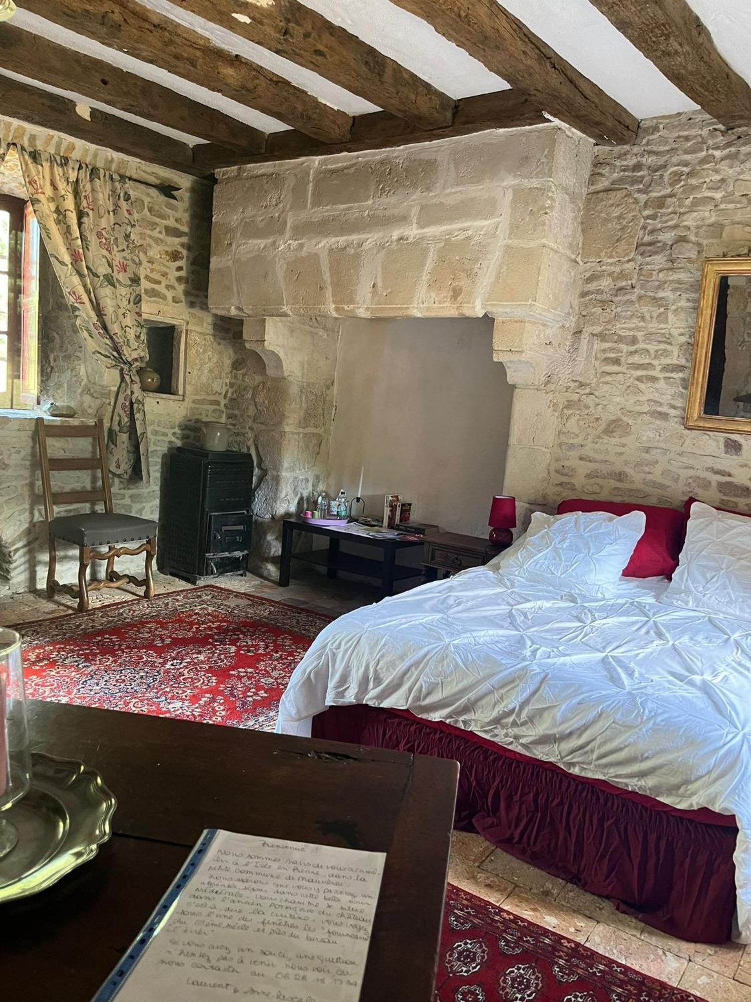 Chambre Dans Tour Du 15Eme Siecle Mauvieres Εξωτερικό φωτογραφία